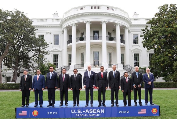 Tổng thống Hoa Kỳ Joe Biden và các lãnh đạo ASEAN.  Ảnh: TTXVN