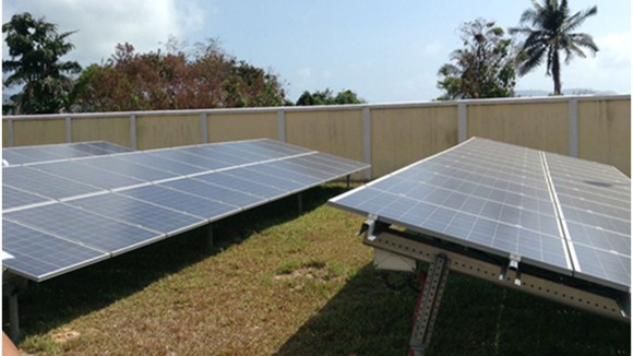  Các tấm panel năng lượng mặt trời tại Nháy máy điện mặt trời Côn Đảo