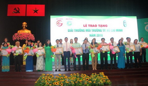 Các cá nhân và tập thể đạt Giải thưởng Môi trường TPHCM năm 2018
