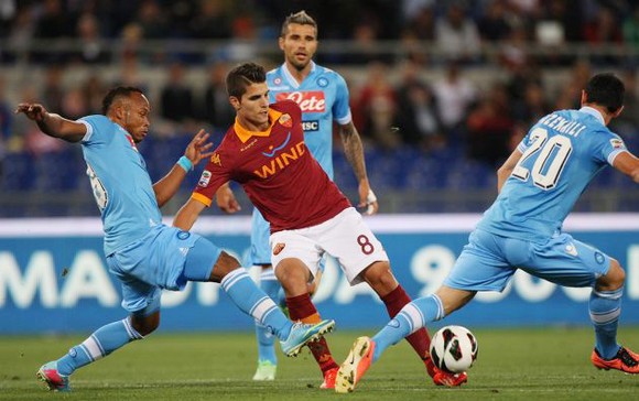 Tâm điểm của vòng 10 - Serie A là cuộc đối đầu giữa Napoli và AS Roma