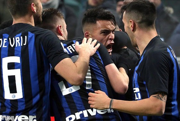 Các cầu thủ Inter Milan trong trận thắng Napoli.