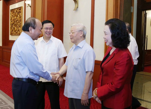 Tổng Bí thư, Chủ tịch nước Nguyễn Phú Trọng tại buổi làm việc của tập thể Bộ Chính trị với Ban Thường vụ Thành ủy Hà Nội. Ảnh: TTXVN