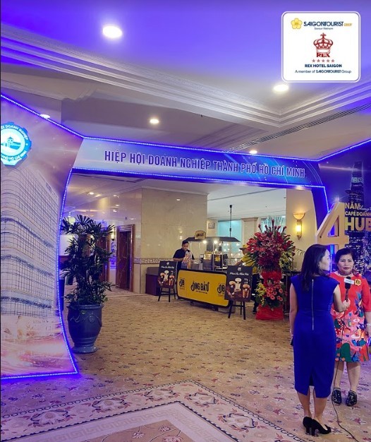 Khách sạn Rex Sài Gòn - tự hào là đơn vị đồng hành xuyên suốt cùng Café Doanh nhân HUBA ảnh 4