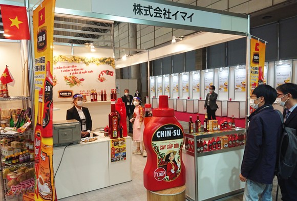 Tương ớt Chin-Su nổi bật tại triển lãm thực phẩm và đồ uống quốc tế Nhật Bản ảnh 1