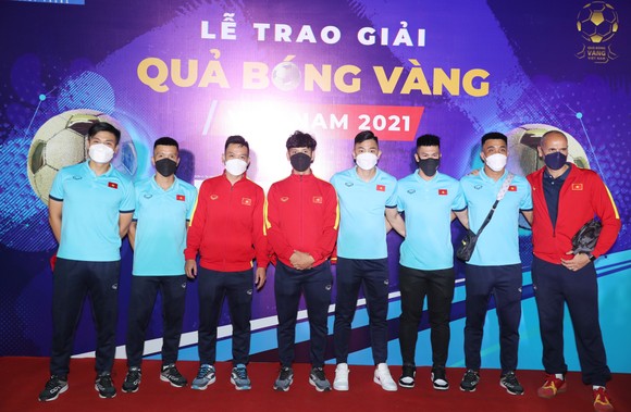 Hoàng Đức, Huỳnh Như và Văn Ý đoạt Quả bóng vàng Việt Nam 2021 ảnh 27
