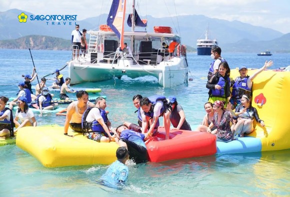 Lữ hành Saigontourist phục vụ hơn 13.000 khách du lịch MICE ảnh 6