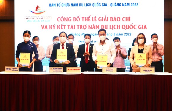 Gia đình và DN của doanh nhân Đỗ Quang Hiển ủng hộ Điện Biên 20 tỷ đồng xây nhà cho hộ nghèo  ảnh 4