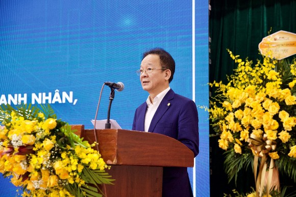 Doanh nhân Đỗ Quang Hiển được bầu làm Chủ tịch CLB Cựu sinh viên Doanh nhân ĐHQG Hà Nội ảnh 2