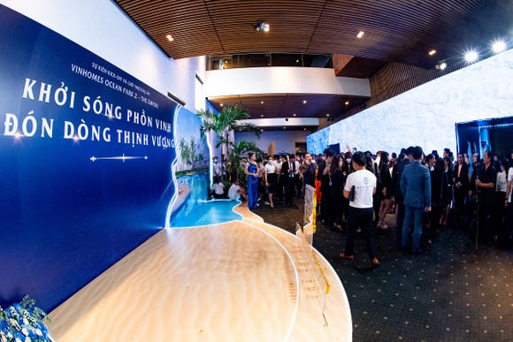Màn 'xông đất' phương Nam ấn tượng của Vinhomes Ocean Park 2 – The Empire ảnh 1