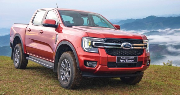 Ford Ranger thế hệ mới chính thức ra mắt: Tiếp nối hành trình hơn 20 năm 'sống chất' cùng khách hàng Việt  ảnh 2