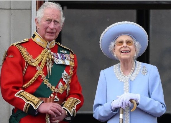 Nữ hoàng Elizabeth II - Người tạo nên lịch sử  ảnh 3