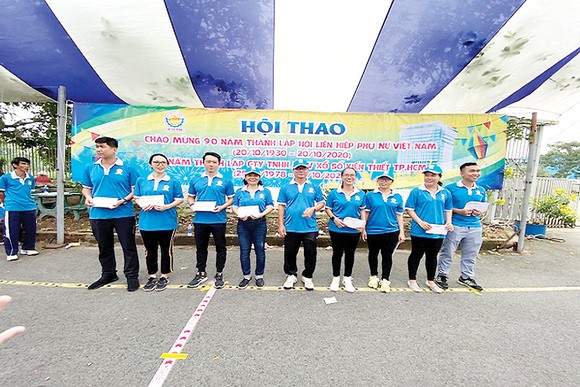 Hội thao chào mừng 90 năm Ngày thành lập Hội Liên hiệp phụ nữ Việt Nam và 42 năm Ngày thành lập Công ty XSKT thành phố Hồ Chí Minh ảnh 6