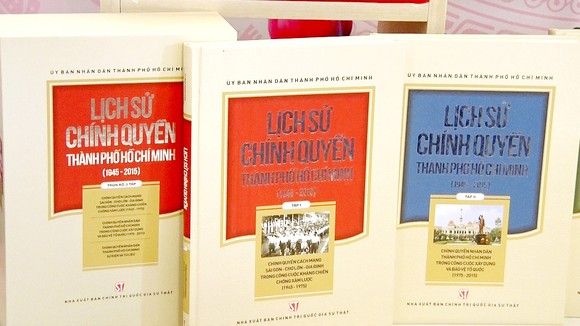 Bộ sách Lịch sử chính quyền Thành phố Hồ Chí Minh (1945 - 2015)