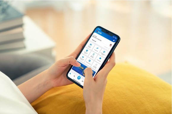 Ngân hàng tăng tốc nhờ tiên phong chuyển đổi số ảnh 2