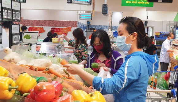 Kiểm soát chặt chẽ hàng hóa dịp tết ảnh 1