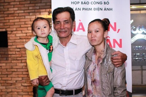 Tài tử 'Biệt động Sài Gòn' đột quỵ ở tuổi 65, từng thức trắng đêm lo không đủ tiền gửi vợ con ảnh 5