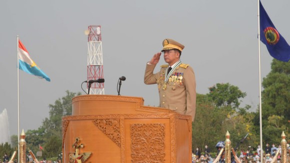 Tướng Min Aung Hlaing. Ảnh: IRRAWADDY