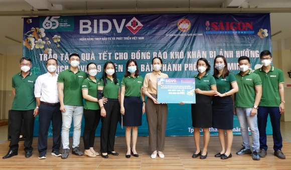 BIDV tặng 150 triệu đồng chăm lo tết cho bệnh nhân ung thư tại TPHCM ảnh 2