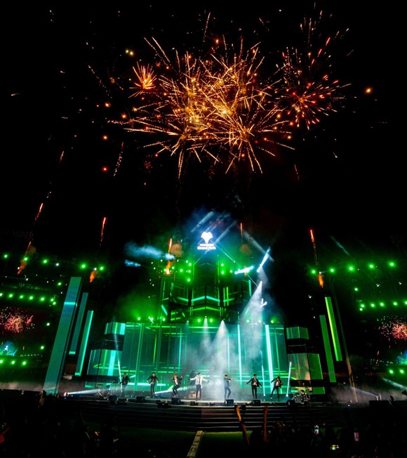 Cuối tuần, bùng nổ tại Đại nhạc hội Vinhomes Grand Park ảnh 1
