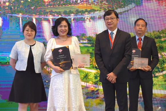 Vinhomes được vinh danh Top 10 chủ đầu tư bất động sản hàng đầu Việt Nam ảnh 1