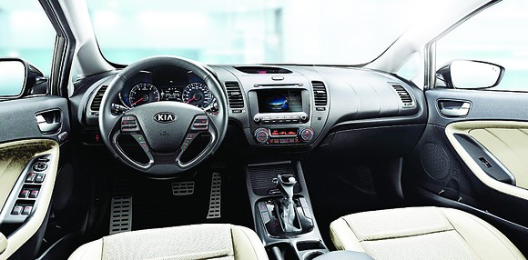 6 ưu điểm giúp Kia Cerato vượt mốc 15.000 xe tại Việt Nam ảnh 1