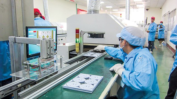 Dây chuyền sản xuất Led theo công nghệ Nhật Bản của Điện Quang.