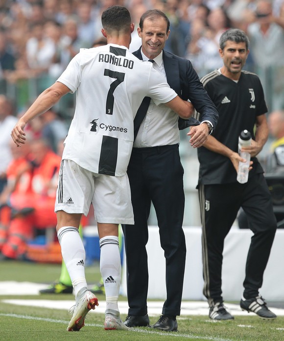 Cristiano Ronaldo ghi cú đúp giúp Juventus đánh bại Sassuolo ảnh 5