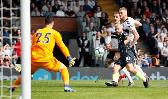 Fulham - Man City 0-2: Silva và Aguero tỏa sáng, Man Xanh chiếm lại ngôi đầu ảnh 5