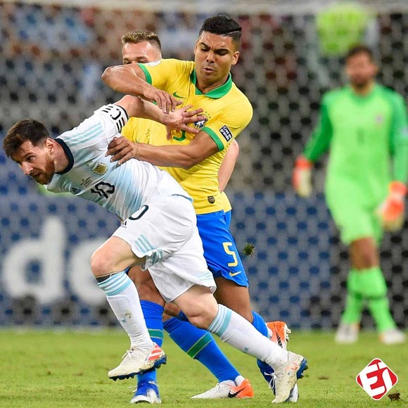 Brazil làm thế nào để vô hiệu hóa “người ngoài hành tinh” Messi ảnh 1