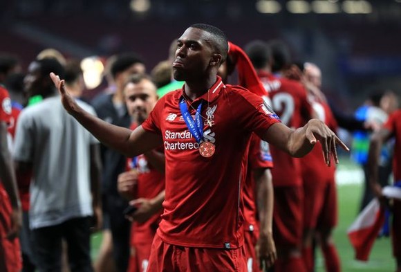 Tiền đạo Liverpool lãnh án treo giò 6 tuần vì hỗ trợ cá cược ảnh 1