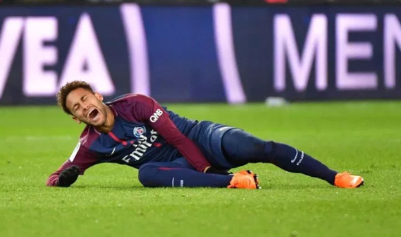 L’Equipe tiết lộ nguyên nhân khiến Neymar đòi ra đi