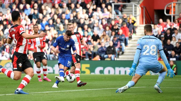 Southampton - Chelsea 1-4: Ngón đòn phản công sát thủ ảnh 2