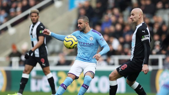 Newcastle - Man City 2-2: Choáng khi Chích chòe cầm chân Man City
