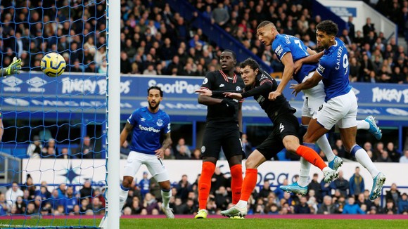 Everton - Chelsea 3-1: Calvert-Lewin nhấn chìm The Blues để đền ơn Ferguson ảnh 3