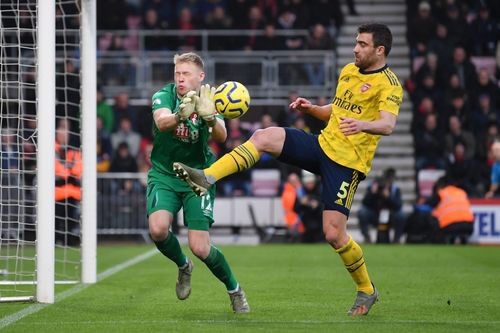 Bournemouth - Arsenal 1-1: Aubameyang giúp Arterta giành lại 1 điểm ảnh 7