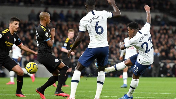 Tottenham - Man City 2-0: Jose Mourinho thắng Guardiola khi Bergwijn tỏa sáng ảnh 9