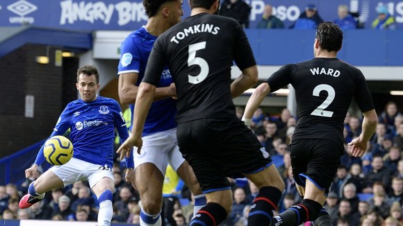 Richarlison tỏa sáng giúp Everton thắng Crystal Palace 3-1, bấm còi qua mặt Man United ảnh 3