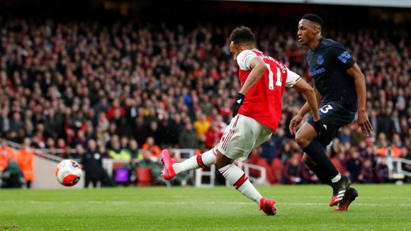 Arsenal - Everton 3-2: Aubameyang ghi cú đúp giúp Pháo thủ ngược dòng ảnh 6