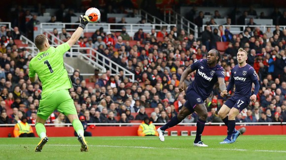 Arsenal - West Ham 1-0: Lacazette lập công đưa Pháo thủ lên thứ 9 ảnh 7