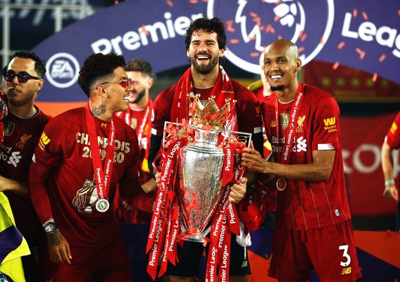 Kết quả và xếp hạng giải Ngoại hạng Anh, vòng 37 ngày 22-7: Man United vấp ngã, Liverpool hạ Chelsea ảnh 5