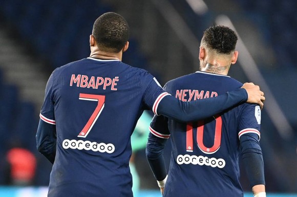 Kylian Mbappe và Neymar