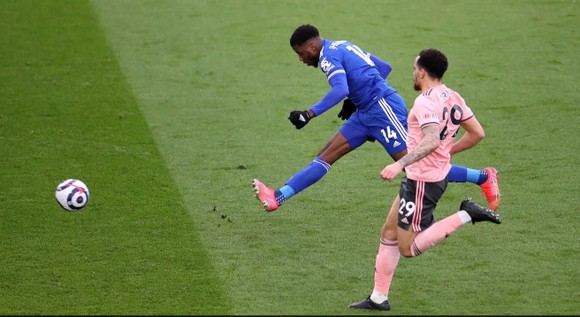 Iheanacho ghi hat-trick giúp Leicester nhấn chìm Sheffield United ảnh 3