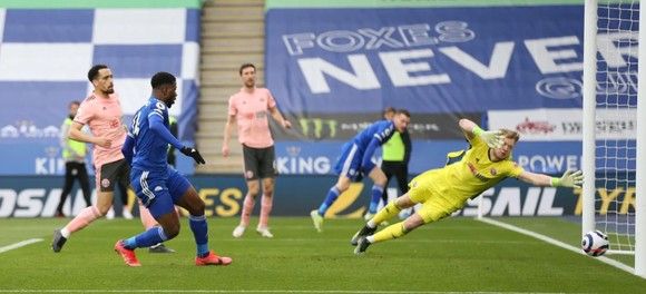 Iheanacho ghi hat-trick giúp Leicester nhấn chìm Sheffield United ảnh 1