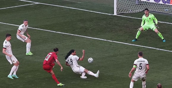 Đan Mạch – Bỉ 1-2, Quỷ đỏ ngược dòng khi Hazard và De Bruyne xuất trận ảnh 1