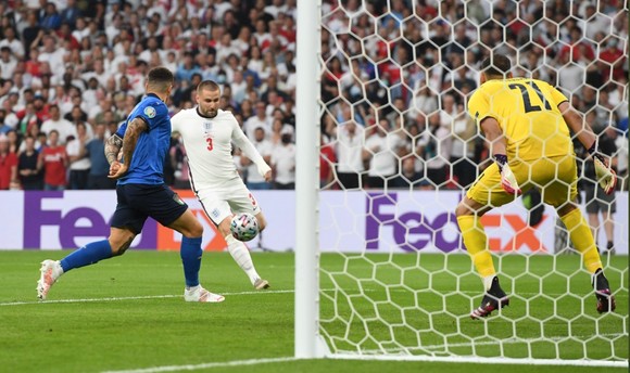 Người hùng Donnarumma xuất sắc nhất trận chung kết ảnh 1