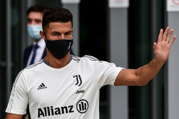 Ronaldo không muốn ở lại Juventus