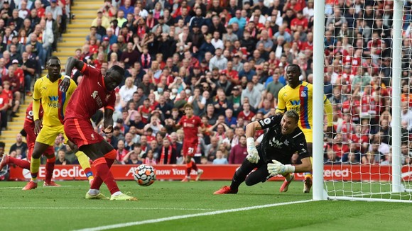 Liverpool – Crystal Palace 3-0: Mane, Salah và Keita nhấn chìm Đại bàng ảnh 2