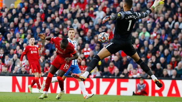 Liverpool – Brighton 2-2: Sadio Mane ghi bàn, Salah tỏa sáng nhưng Brighton vẫn lội ngược dòng khó tin ảnh 2