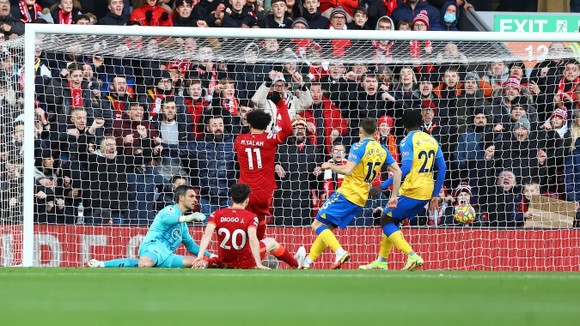 Liverpool – Southampton 4-0: Jota ghi cú đúp, Thiago và Van Dijk góp công vùi dập The Saints ảnh 1