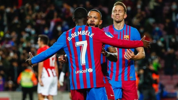 Xavi: Barcelona không cần thêm tiền đạo ảnh 1